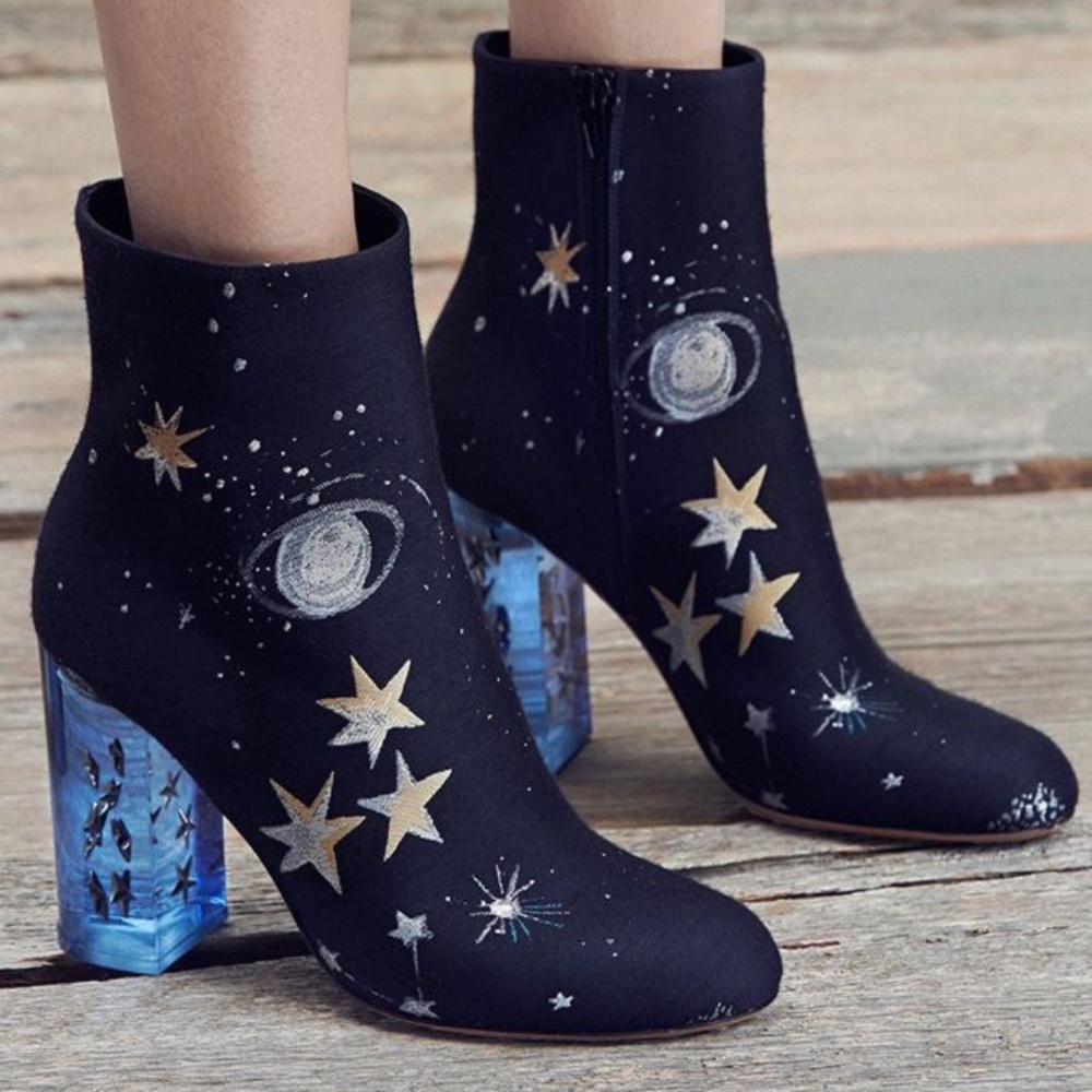 *RARE* Valentino Pre-Fall 2015 Pristine Cosmic Satin Embroidered Boots - Size 39